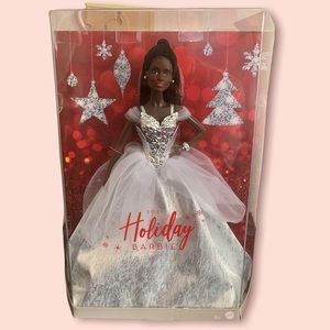 Barbie Doll Signature Holiday 2021 (Mattel)